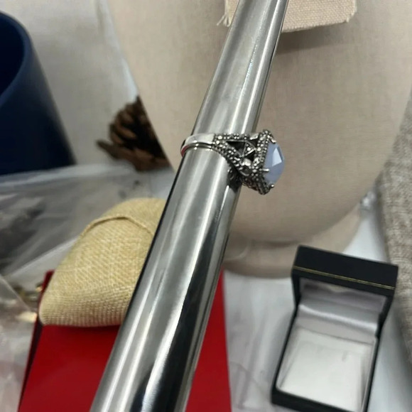 💎 Rare QVC Sterling Silver Gray Chalcedony & Marcasite Ring - Size 7 - Picture 16 of 17